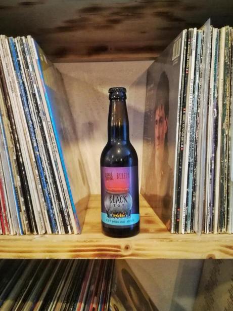 28378975_2093624090894622_4469298423048958306_n